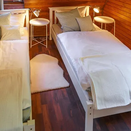 Waldhaeuschen Am Sonnenhof * קאסל